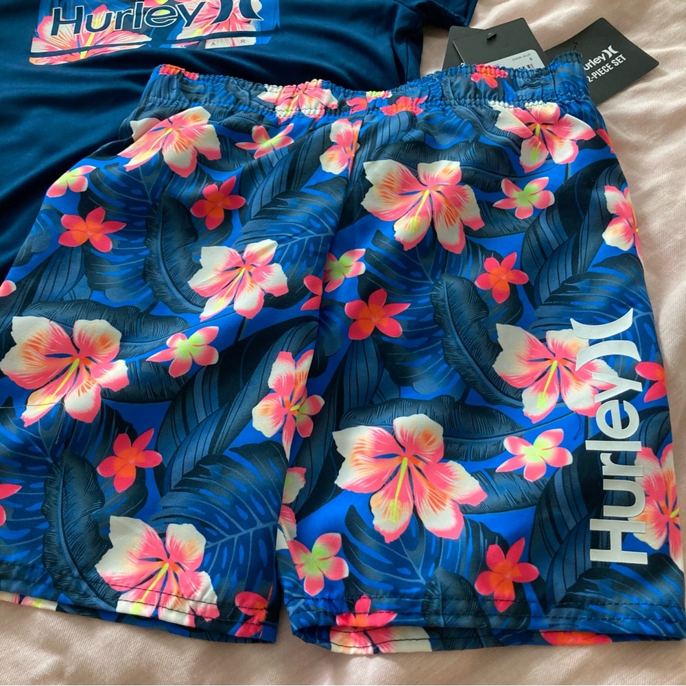 Hurley UPF 50+ Floral Shorts Dri-fit Tee Set 6252 - Picture 2 of 9